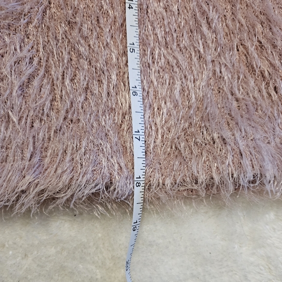 NEW Bershka Pink Fuzzy Sweater Size XS Cozy Knit Feminine Winter Girlhoodcore - Picture 9 of 11